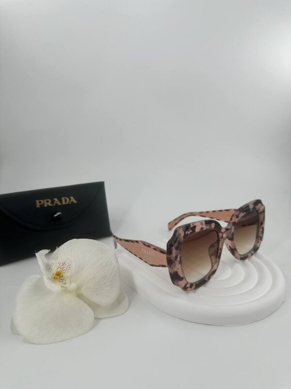 Prada cream color and accent, дамски очила, слънчеви очила, дамски слънчеви очила